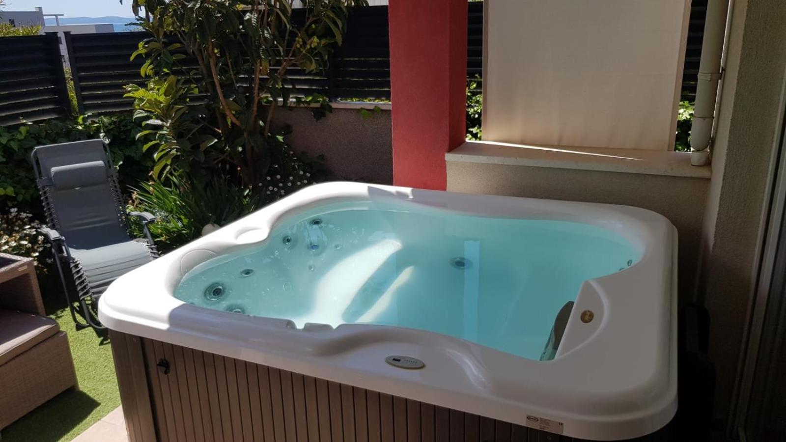 Salvia Apartment With Private Jacuzzi Σπλιτ Εξωτερικό φωτογραφία